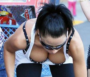 Healthy deep cleavage on this Milf bender If you liked this post ... you may enjoy these too!Pic from @Madball20. Just bought my first 12 pa