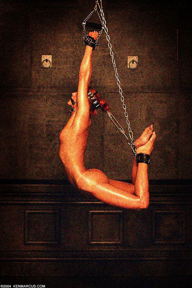 Hot bondage pic