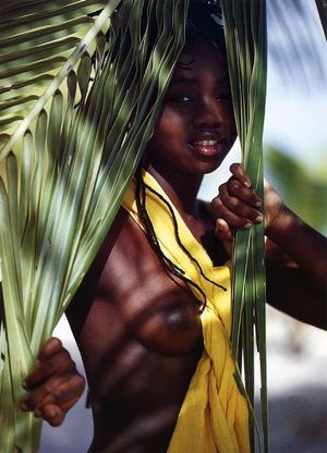Gorgeous dark-skinned in a amazing photo