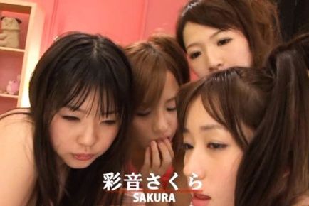 Japanese AV Model and babes kiss each other while are fucked