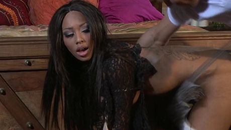 Stunning ebony ass in a amazing scene