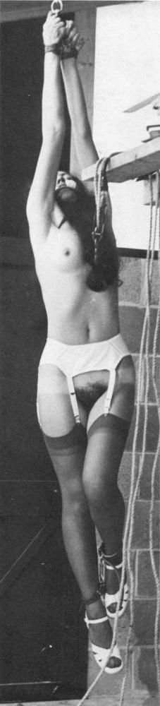 Hot bondage vintage pic