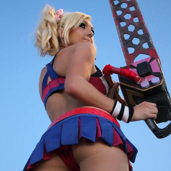 Gorgeous blonde butt in a incredible humor photo