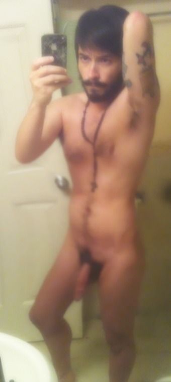 Hot bearded guy with your iPhone! â™¥