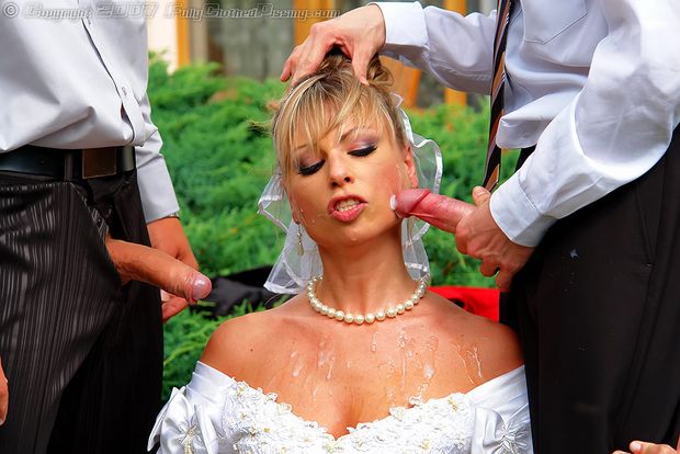 Incredible jizzed threesome pic