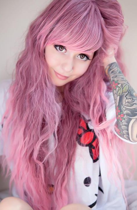 Superb emo in amazing pic