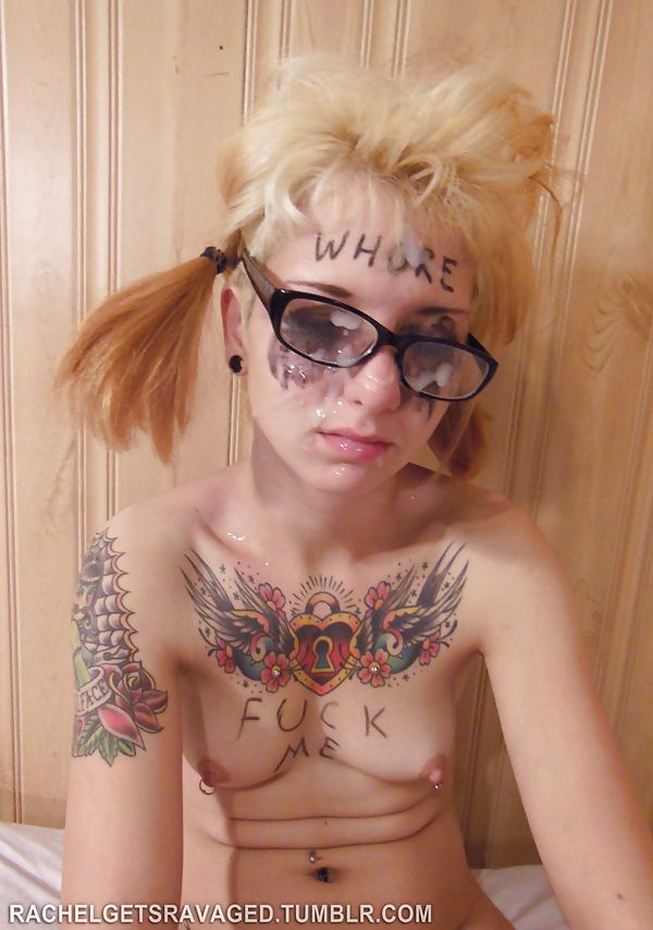 Incredible gushing pic with beautiful blonde