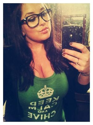 Awesome novice photo with a stunning brunette