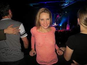 Hot novice picture featuring stunning blonde amateur