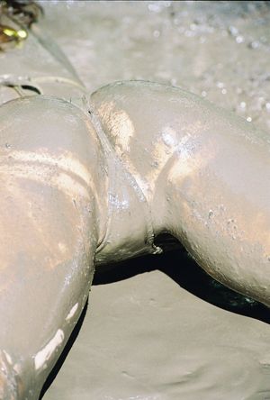 Fabulous ass in incredible pic