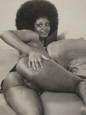 Hot vagina picture featuring beautiful black booty