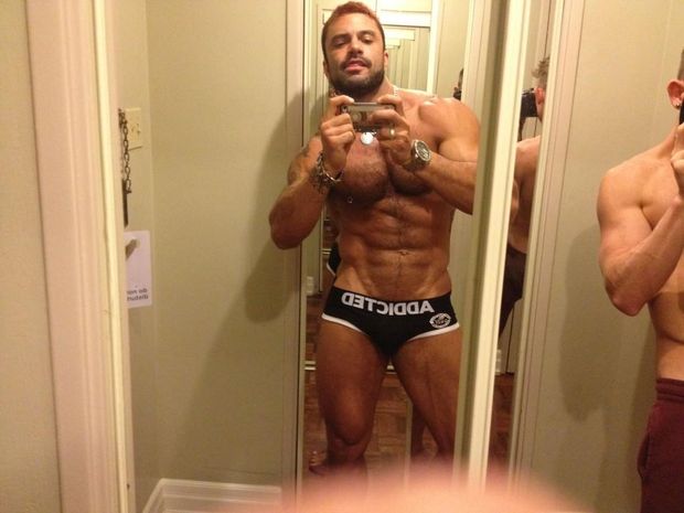 gay pornstar Rogan Richards!