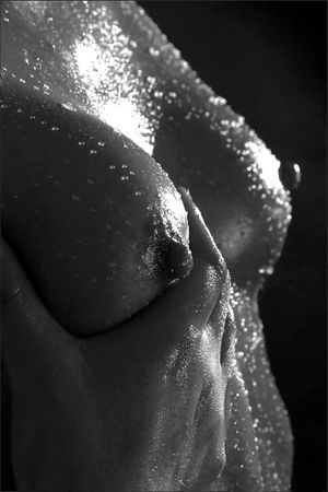 Amazing fit body in this incredible picture