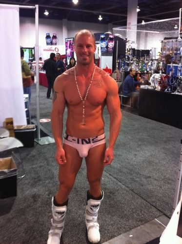 gay pornstar Mitch Vaughn! ♥