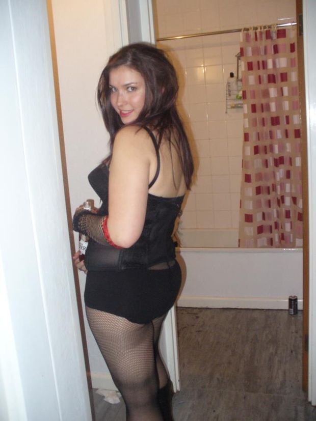 Fabulous brunette in awesome amateur picture