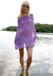 Hot photo with fabulous blonde