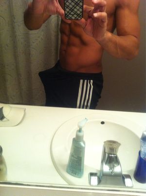 gay pornstar Trey Turner (real name: Luis Mendez)