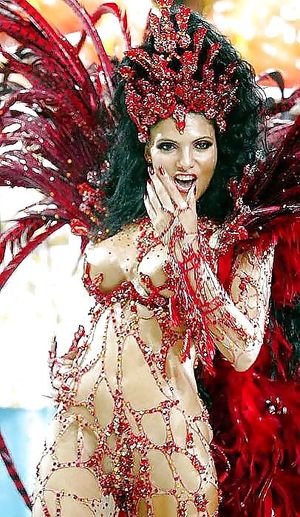 Amazing hispanic blonde in awesome photo