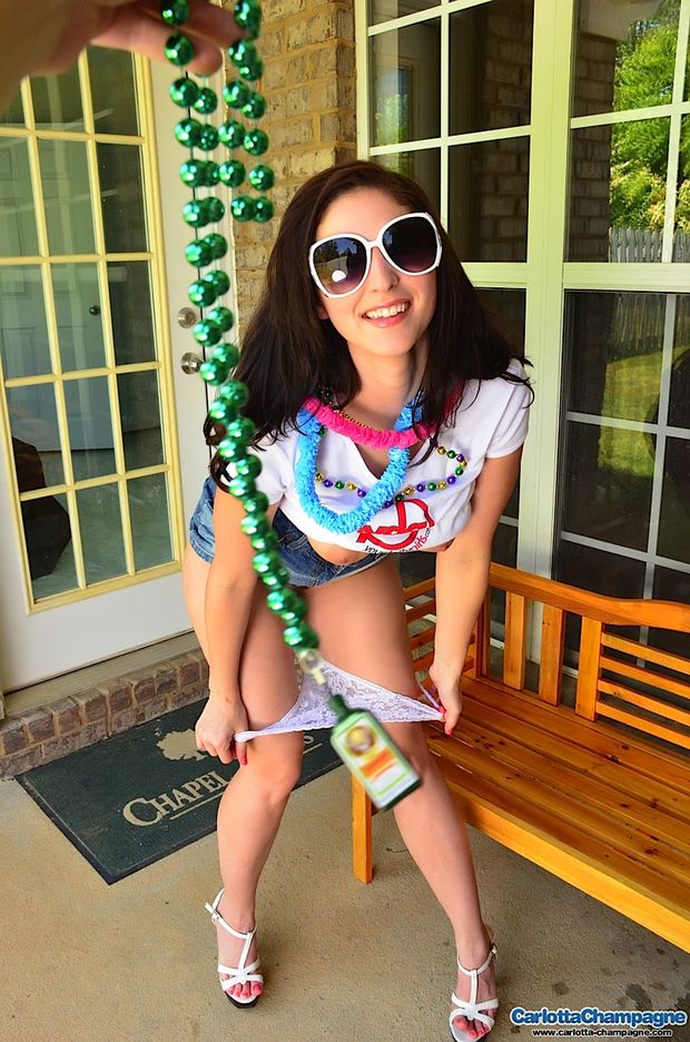 Hot picture with fabulous teen