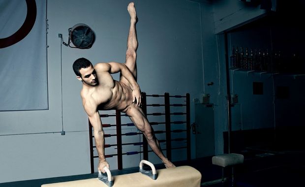 Sexy athletic body in a awesome picture