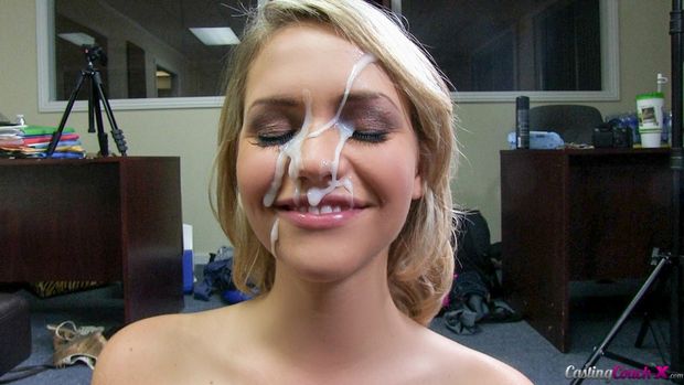Amazing money shot picture with a lovely blonde