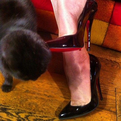 My pussy’s got a shoe fetish! ;-)