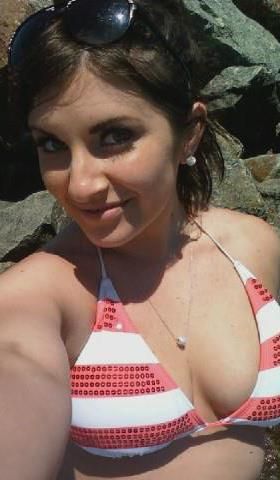 Stunning brunette jugs in a incredible novice girl next door pic
