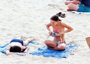 Natalie Portman Sunbathing Paparazzi Shot