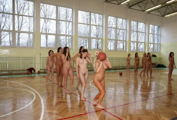 Beautiful amateur in a incredible rookie pic