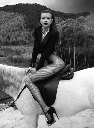 Lovely lace in a incredible pic