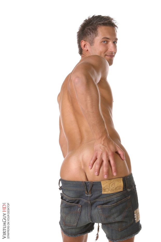 Don't you just want to take a bite at Nicolas's ass?