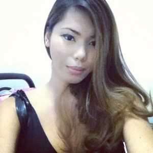 Awesome pic with amazing transvestite