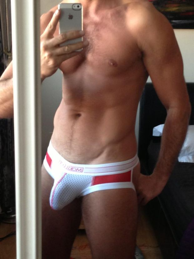 Rocco Hard (@Sverxxx on twitter)