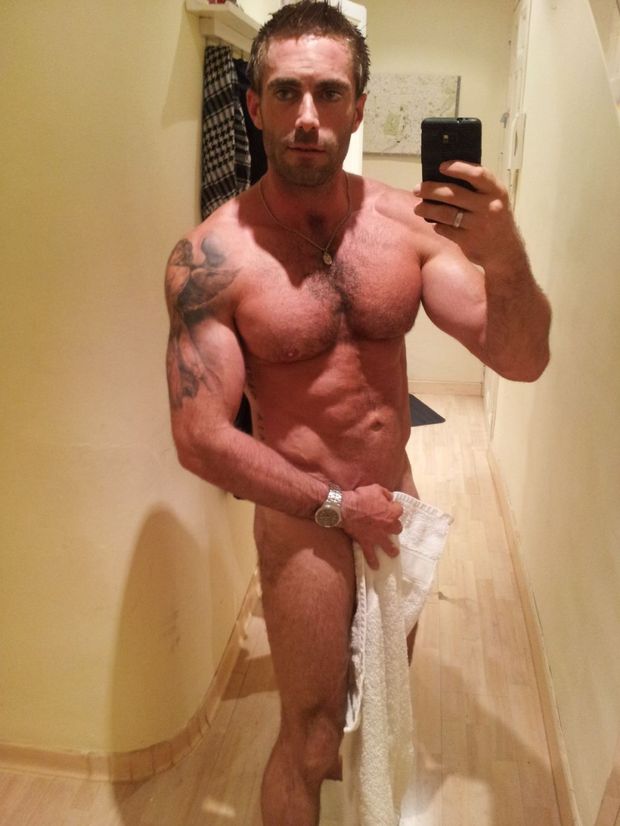 gay pornstar Jake Genesis! ♥