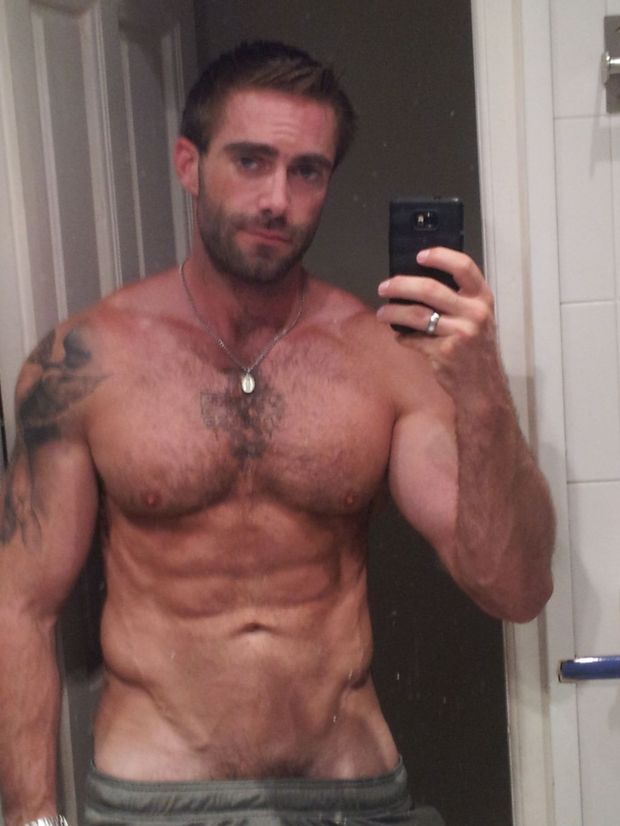 gay pornstar Jake Genesis! ♥