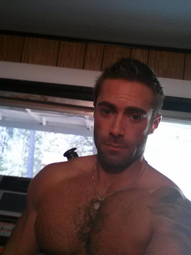 gay pornstar Jake Genesis! ♥