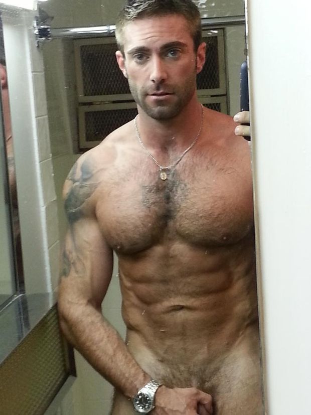 gay pornstar Jake Genesis! ♥