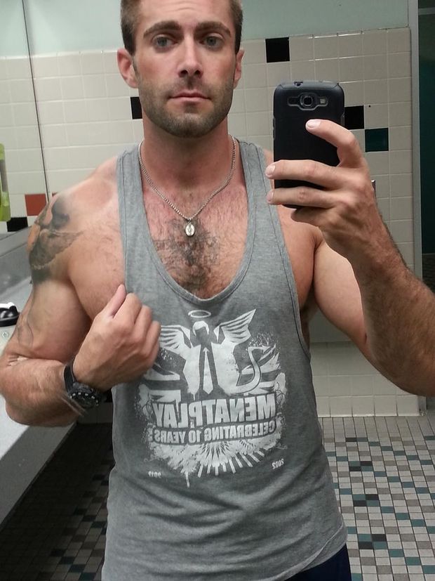 gay pornstar Jake Genesis! ♥