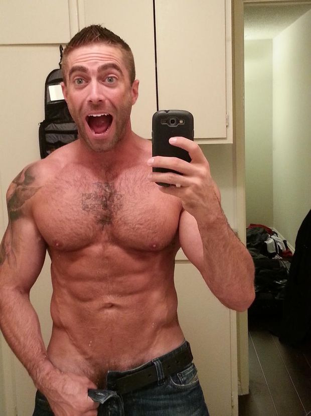 gay pornstar Jake Genesis! ♥
