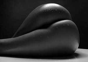 Awesome picture with a superb butt