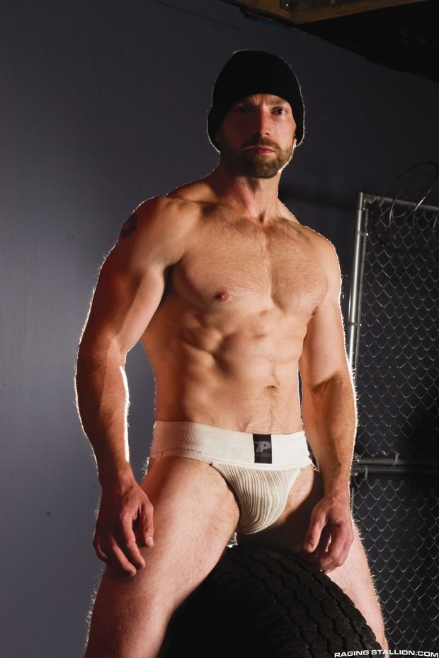 gay posntar Adam Herst! ♥