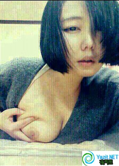 Gorgeous asian in this incredible rookie picture