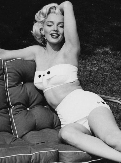 Incredible vintage pic