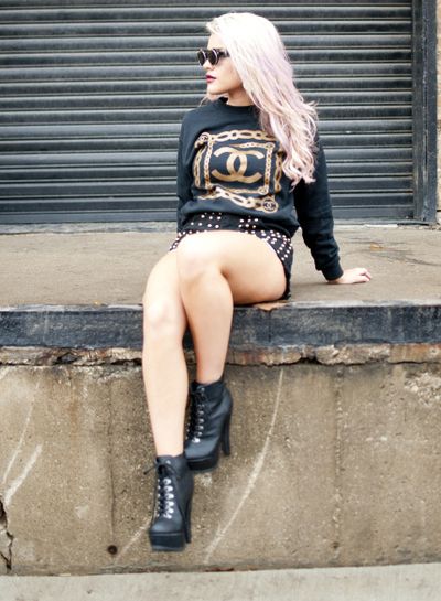 Beautiful blonde in awesome picture