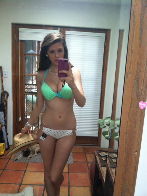 Hot thong selfshot picture with amazing spanish brunette