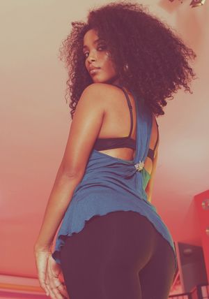 Awesome picture with a amazing black butt