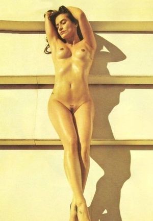 ClÃ©o Pires - Playboy Agosto 2010