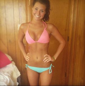 absolutely gorgeous girl in her swimsuit showing off her hot body and big tits! shes so sexy