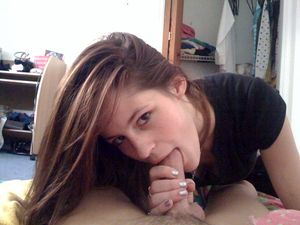 Fabulous brunette teen in this hot blowjob photo
