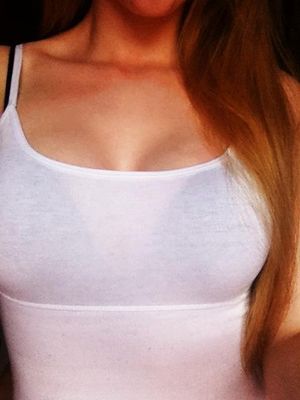 Beautiful brunette jugs in this hot pic